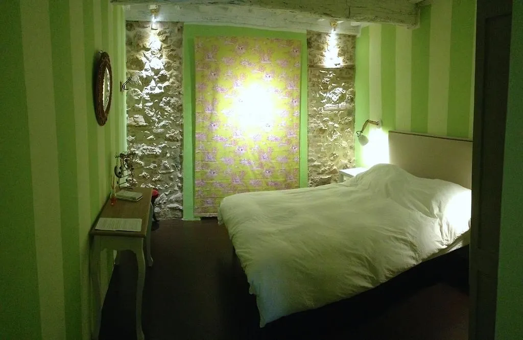 Oca Giuliva Bed & Breakfast Casale di Pari