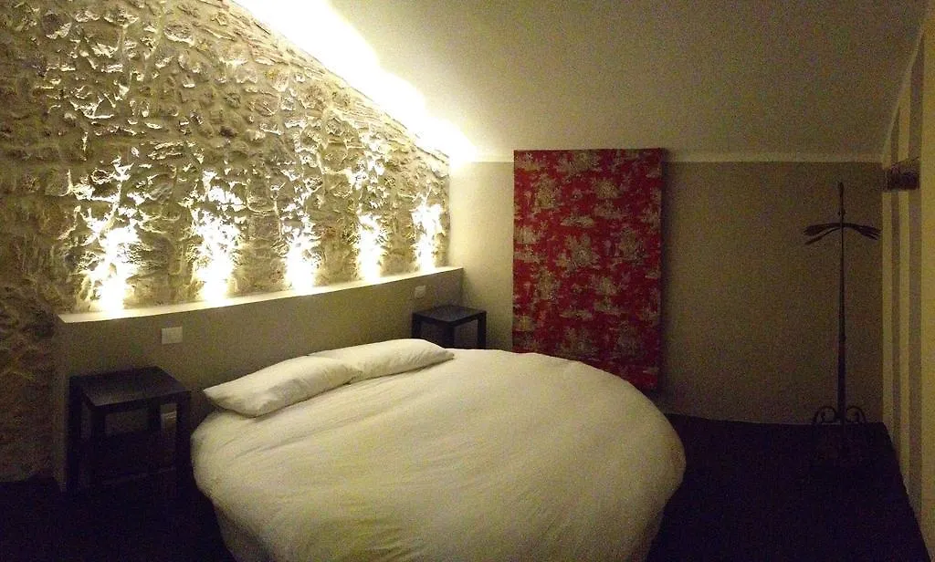 Oca Giuliva Bed & Breakfast Casale di Pari Italy